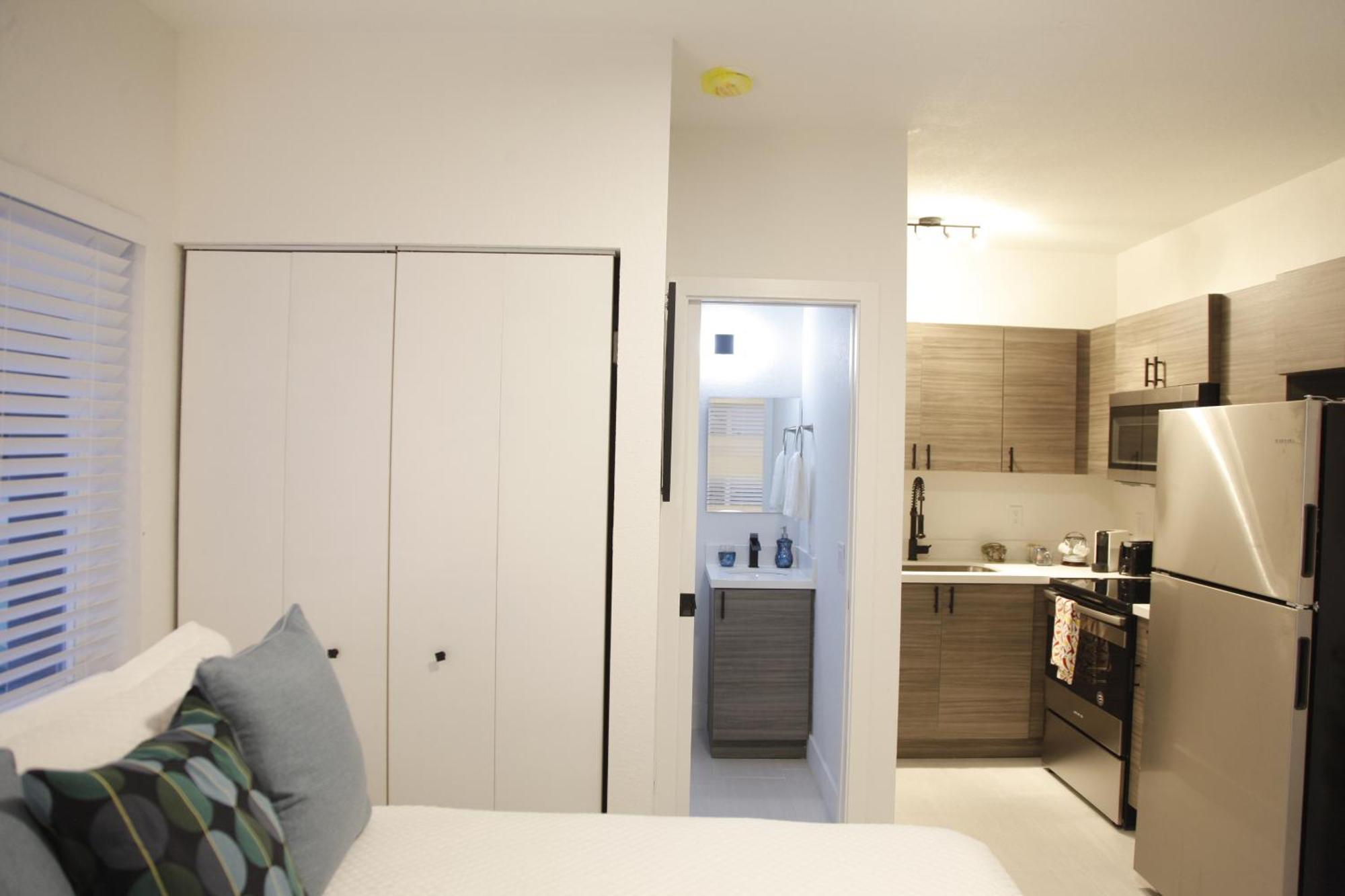 Apt 1 Miami Designer Studio In The Upper East-Side Bagian luar foto